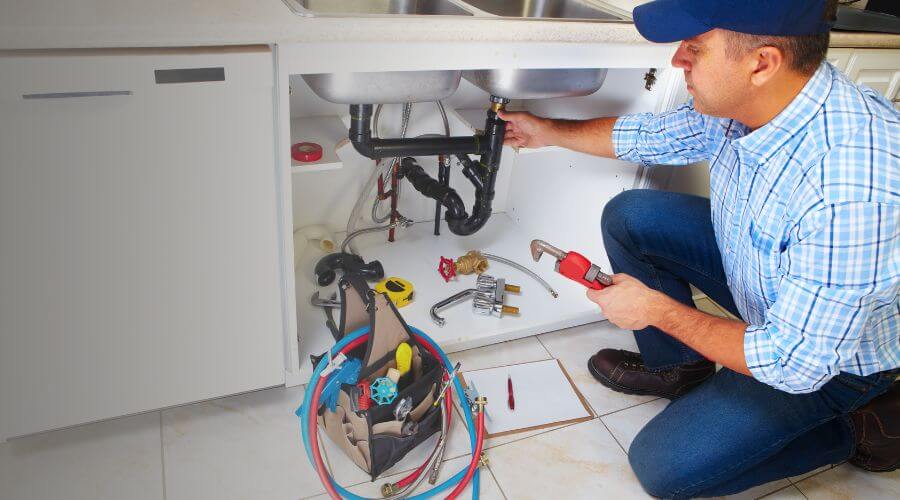 Professional Tankless Water Heater Installation in Stinnett, TX